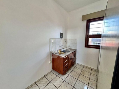 Casa, 3 quartos, 244 m² - Foto 3