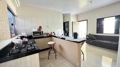 Casa, 2 quartos, 149 m² - Foto 1