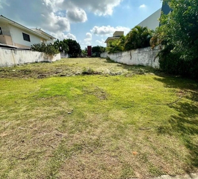 Loteamento e Condomínio - Foto 1