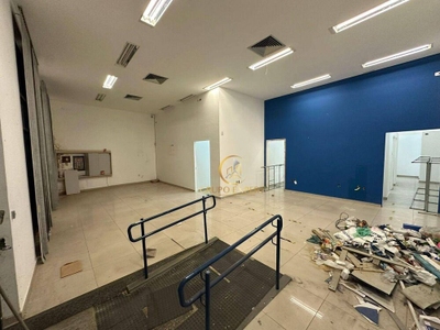 Loja-Salão, 570 m² - Foto 1