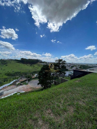 Loteamento e Condomínio, 1875 m² - Foto 1