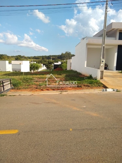 Loteamento e Condomínio, 154 m² - Foto 1