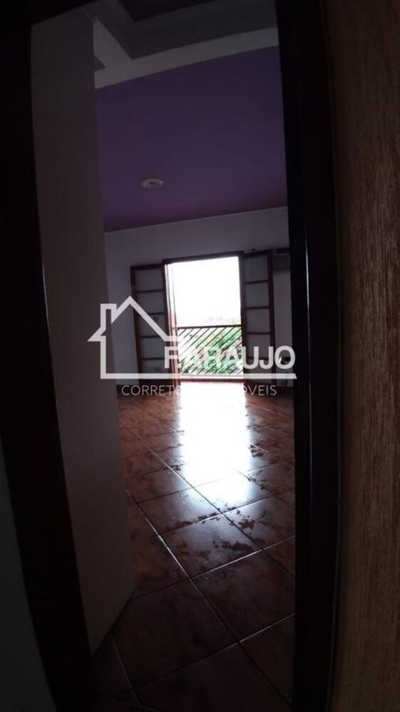 Casa, 3 quartos, 197 m² - Foto 1