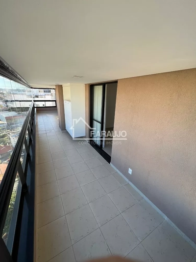 Cobertura, 3 quartos, 244 m² - Foto 2
