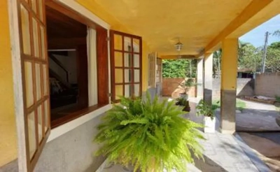 Chácara, 3 quartos, 810 m² - Foto 1