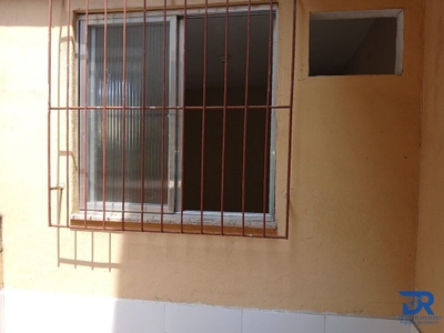 Casa, 2 quartos, 40 m² - Foto 1