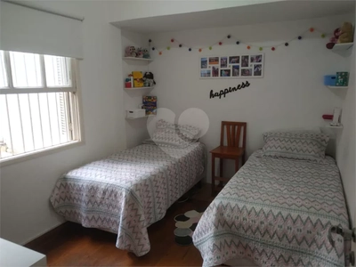 Casa, 4 quartos, 230 m² - Foto 3