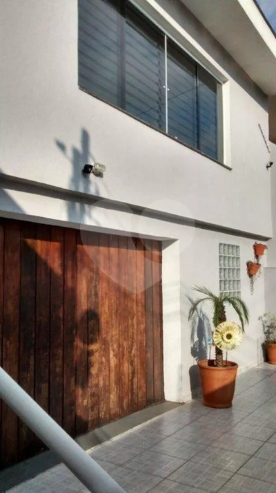 Casa, 3 quartos, 207 m² - Foto 2