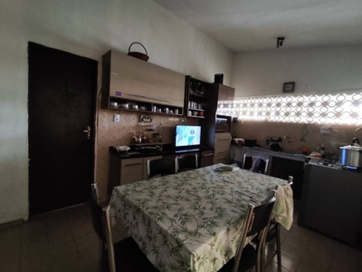 Casa, 3 quartos, 440 m² - Foto 1