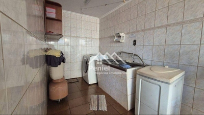 Casa, 3 quartos, 276 m² - Foto 2