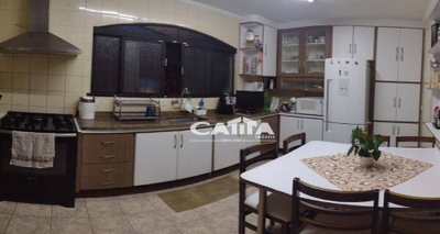 Sobrado, 4 quartos, 240 m² - Foto 3