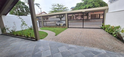 Casa, 4 quartos, 208 m² - Foto 2