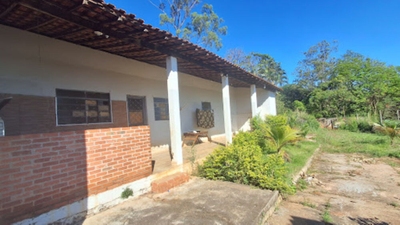 Chácara, 2 quartos, 1070 m² - Foto 4