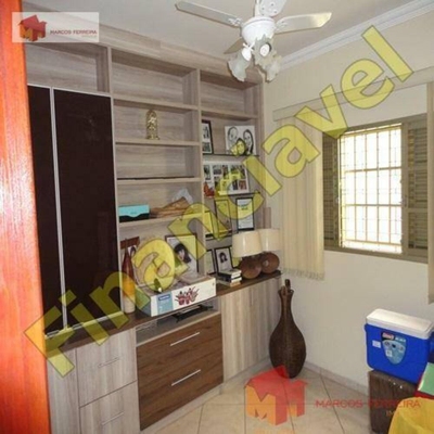 Casa, 3 quartos, 210 m² - Foto 5