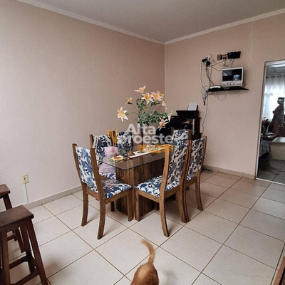 Casa, 3 quartos, 208 m² - Foto 4