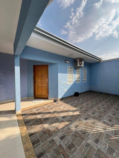 Casa, 3 quartos, 200 m² - Foto 1