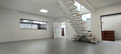 Casa, 3 quartos, 171 m² - Foto 1