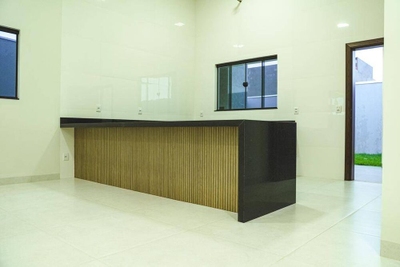 Casa, 3 quartos, 170 m² - Foto 1