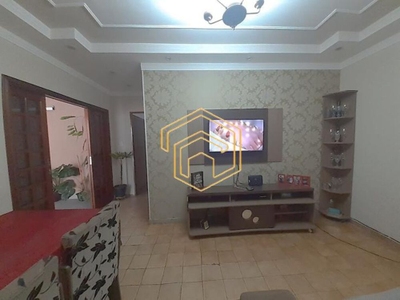 Casa, 3 quartos, 300 m² - Foto 1