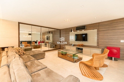 Apartamento, 3 quartos, 228 m² - Foto 1