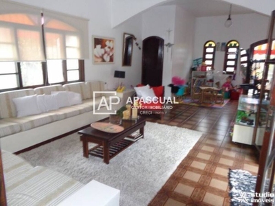 Casa, 4 quartos, 300 m² - Foto 1