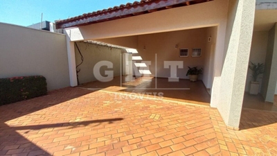 Casa, 3 quartos, 232 m² - Foto 1