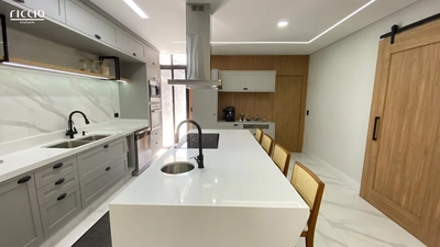 Casa, 3 quartos, 210 m² - Foto 3