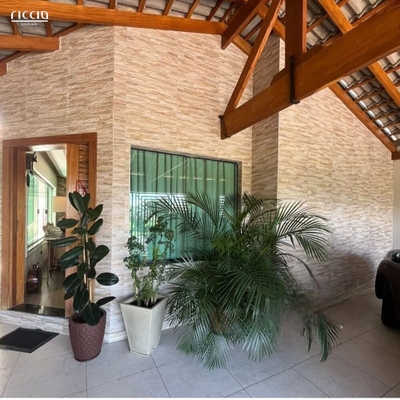 Casa, 3 quartos, 239 m² - Foto 2