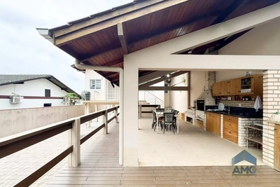 Casa, 4 quartos, 272 m² - Foto 2