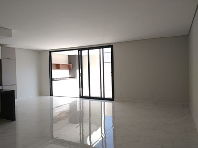 Sobrado, 3 quartos, 200 m² - Foto 4