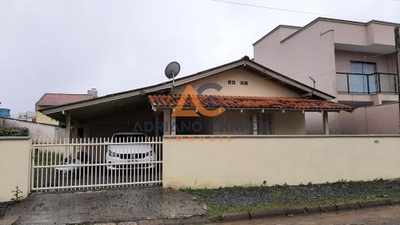 Casa, 4 quartos, 361 m² - Foto 1