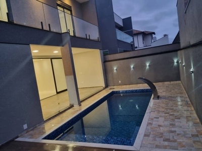 Casa, 3 quartos, 234 m² - Foto 1