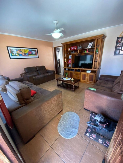 Casa, 3 quartos, 200 m² - Foto 1