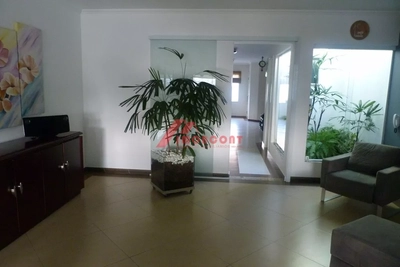 Sobrado, 3 quartos, 300 m² - Foto 1