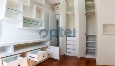 Cobertura, 3 quartos, 229 m² - Foto 2