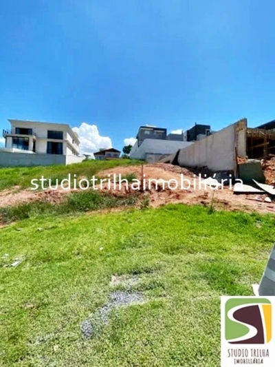 Terreno, 451 m² - Foto 1