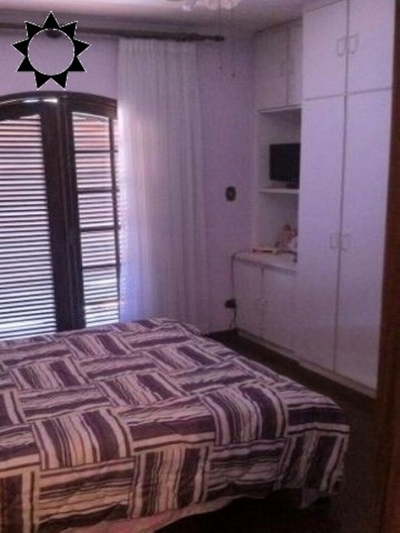 Casa, 3 quartos, 250 m² - Foto 1