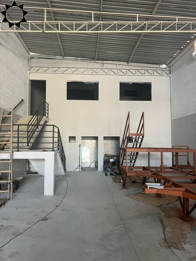 Depósito-Galpão, 330 m² - Foto 1