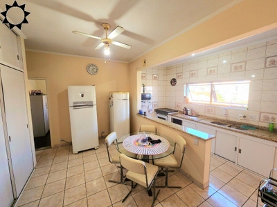 Casa, 3 quartos, 257 m² - Foto 5