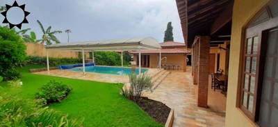 Chácara, 3 quartos, 1000 m² - Foto 1