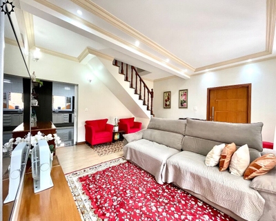 Casa, 4 quartos, 217 m² - Foto 1