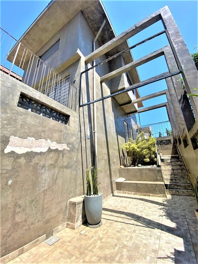 Casa, 1 quarto, 230 m² - Foto 1