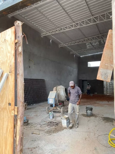 Loja-Salão, 180 m² - Foto 1