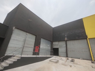 Loja-Salão, 247 m² - Foto 1