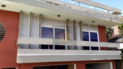 Casa, 4 quartos, 260 m² - Foto 4