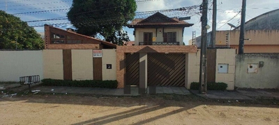 Casa, 4 quartos, 246 m² - Foto 2