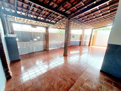 Casa, 4 quartos, 194 m² - Foto 3