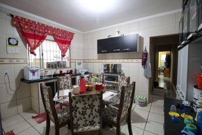 Casa, 2 quartos, 138 m² - Foto 2