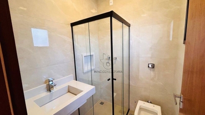 Casa, 4 quartos, 210 m² - Foto 2