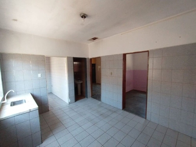 Casa, 6 quartos, 143 m² - Foto 4